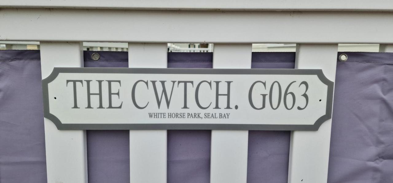 Cwtch, White Horse, Seal Bay Resort Селсі Екстер'єр фото